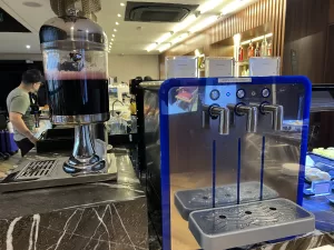 W Premium Lounge – The West bebidas