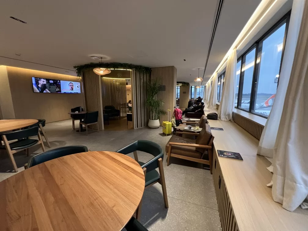 sala vip Bradesco gru t2 ambiente