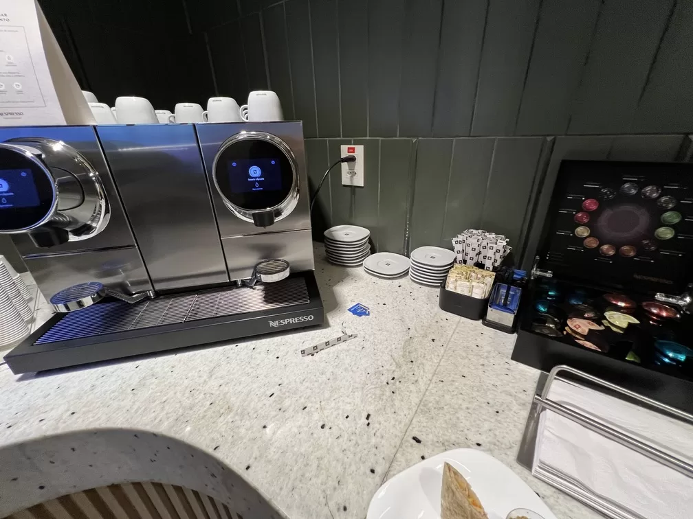 sala vip Bradesco gru t2 cafes