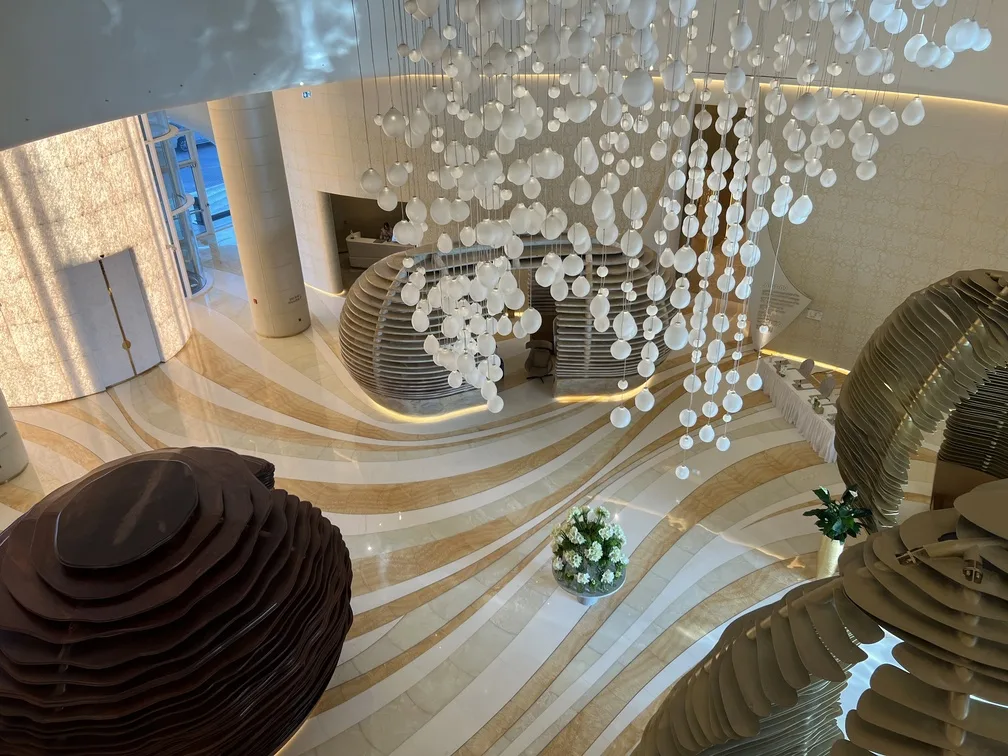 FAIRMONT DOHA HALL DE ENTRADA