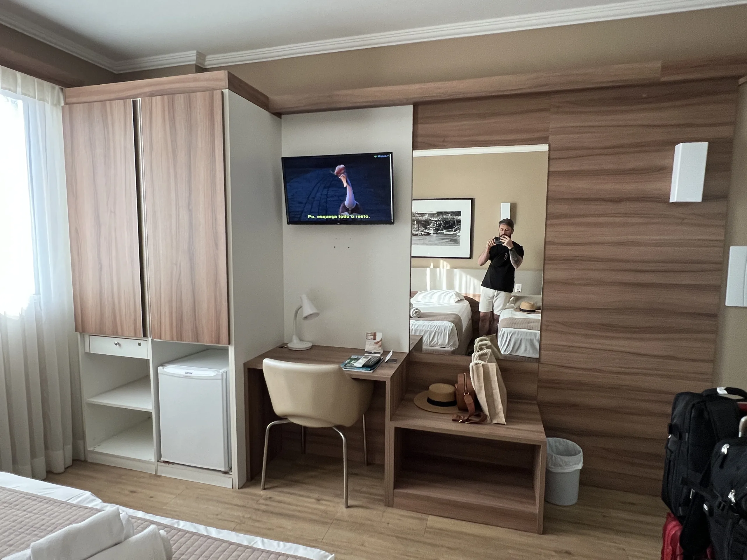 IATE HOTEL ESPELHO scaled