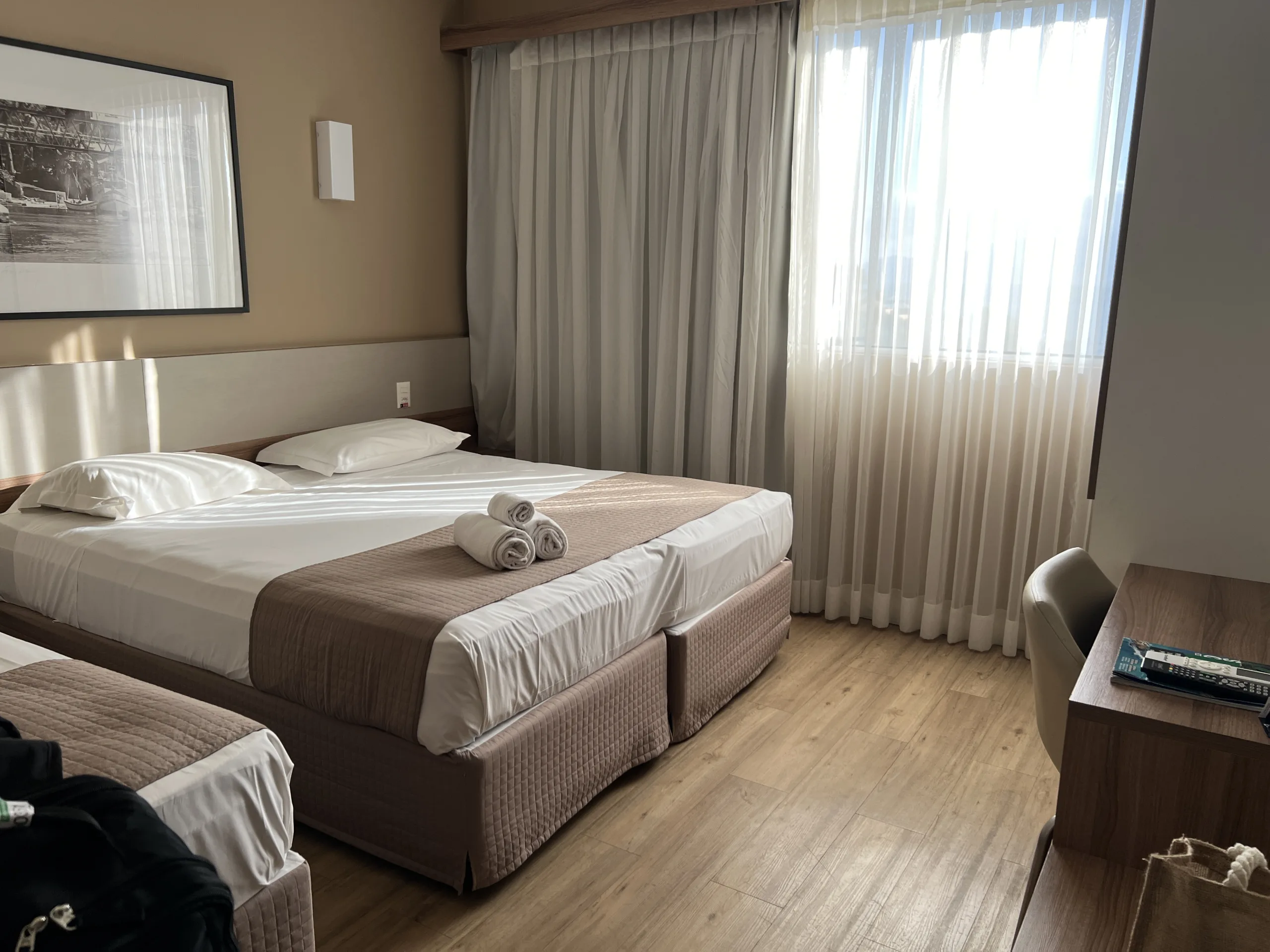 IATE HOTEL QUARTO scaled