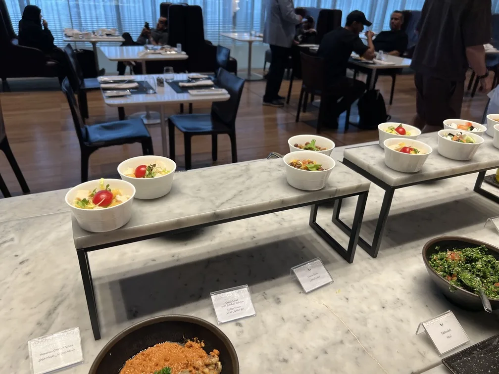 Sala VIP Al Mourjan South (Doha): vale a pena? Guia + fotos exclusivas 28 Sala VIP Al Mourjan comida 4