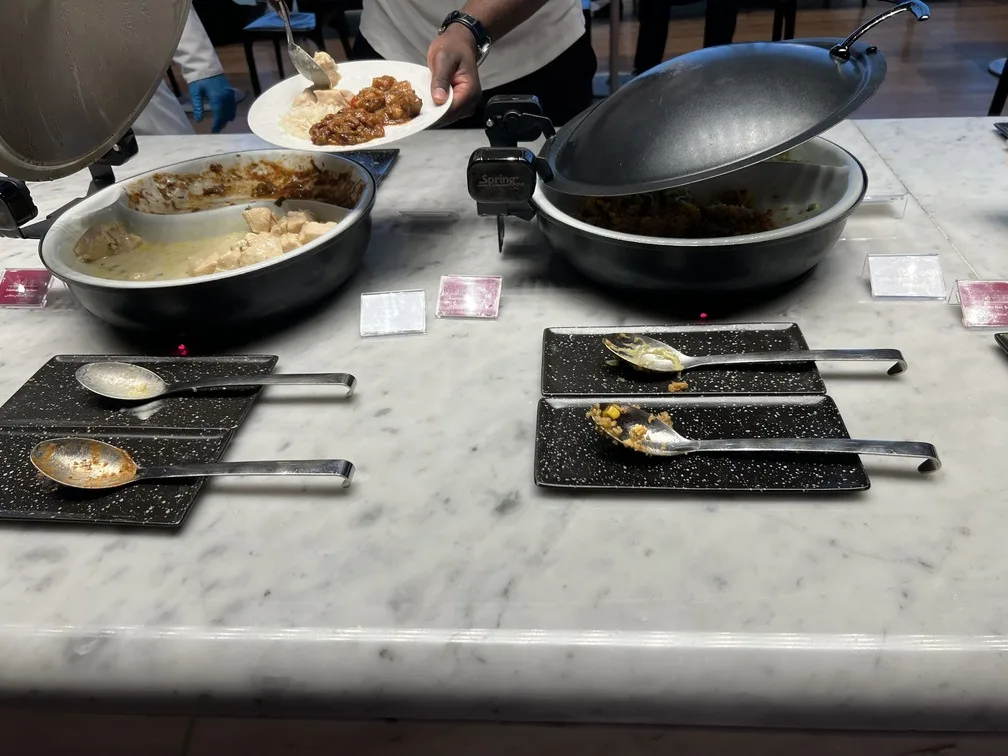 Sala VIP Al Mourjan comida 5