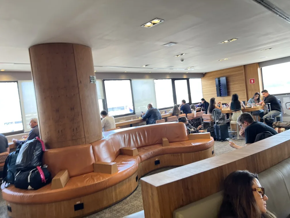 SALA VIP GOL GRU T2 11